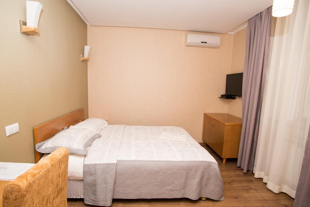 Grushevy Hospitality Boutique Hotel Almaty Room photo